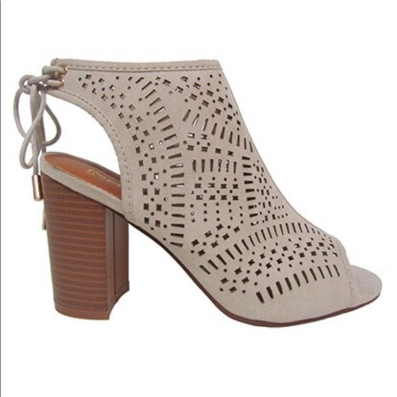 Dalia’s ankle bootie - Picture 4 of 4